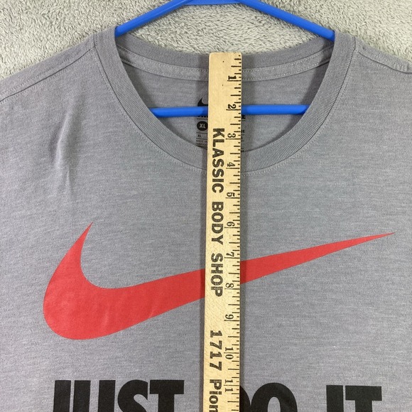 Nike Shirt Adult XL Gray Swoosh Logo Just Do It Graphic Tee Pullover SS READ - Picture 7 of 13